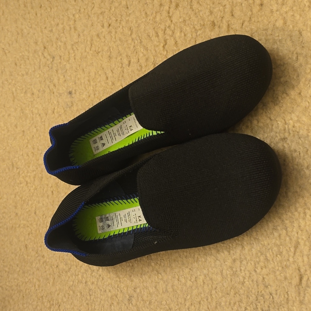 Rothy's Black The Kids Loafer Size K4